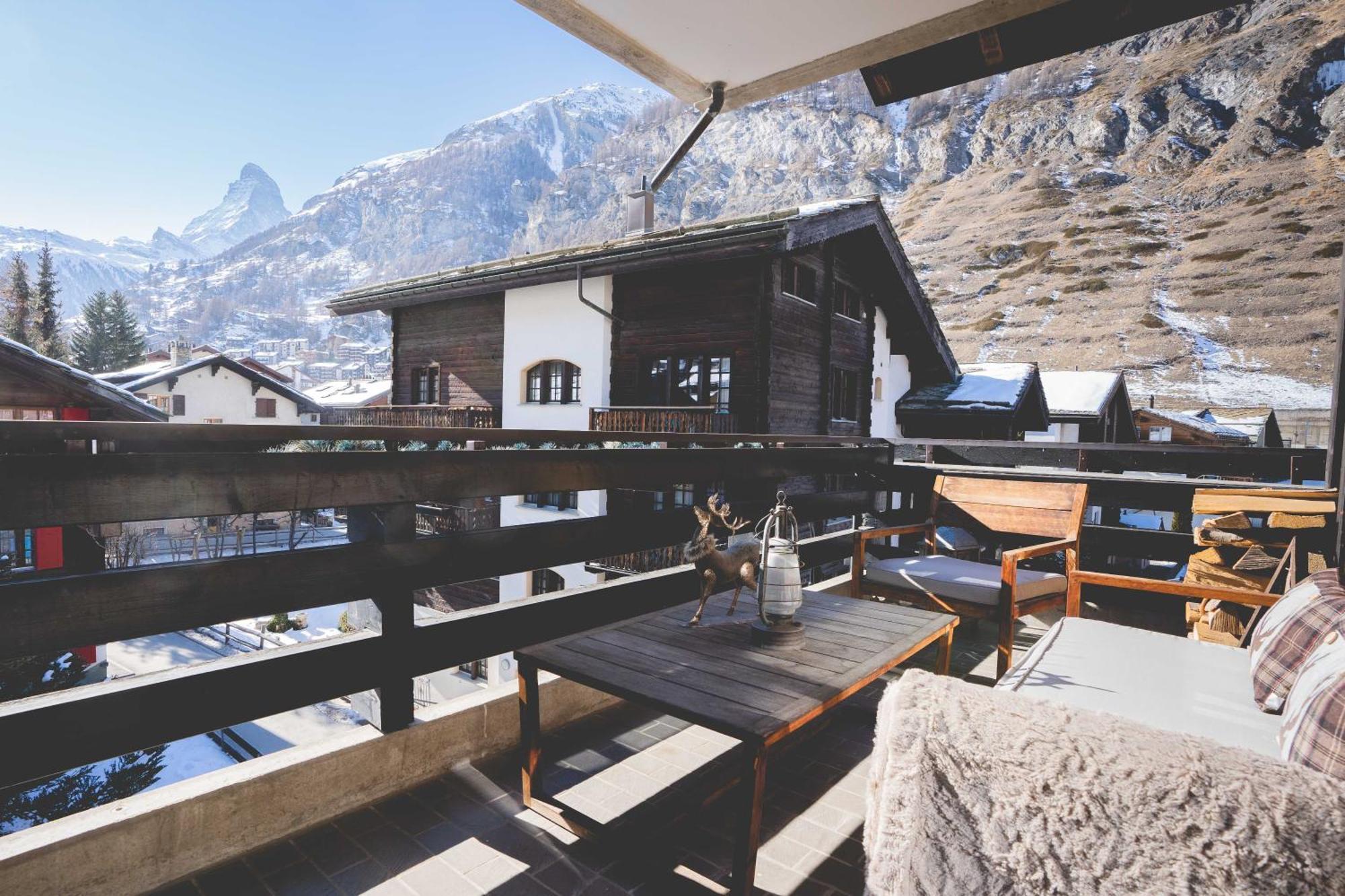 Stylish Home With Matterhorn View In The Center Zermatt Ngoại thất bức ảnh